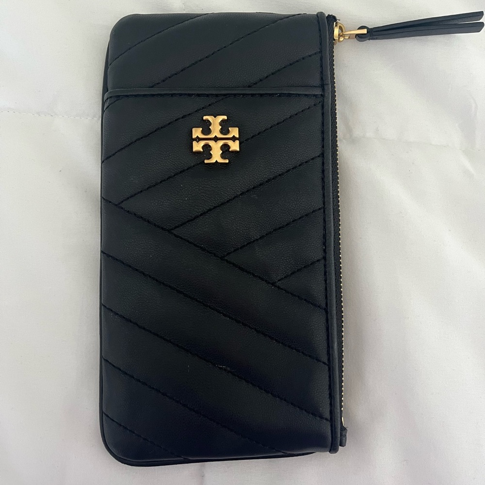Tory Burch phone wallet